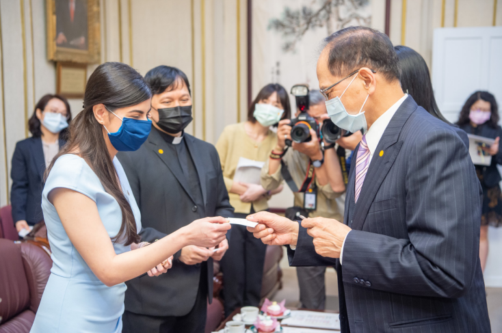 yuan